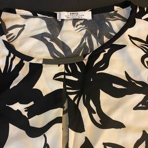 Ming Wang Suit Collection Floral Black and Cream Blouse